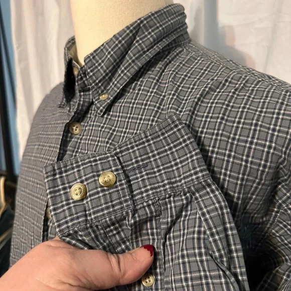 EUC Men’s Columbia Long Sleeve Button Down. Blue/grey Size Large. Chest Pocket - Picture 3 of 6